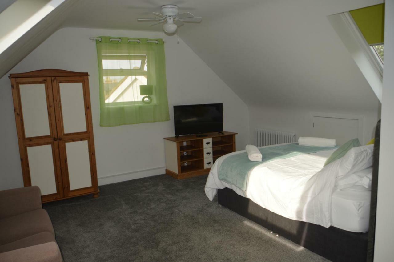 Hotel Tarras Little Hadham Exterior foto