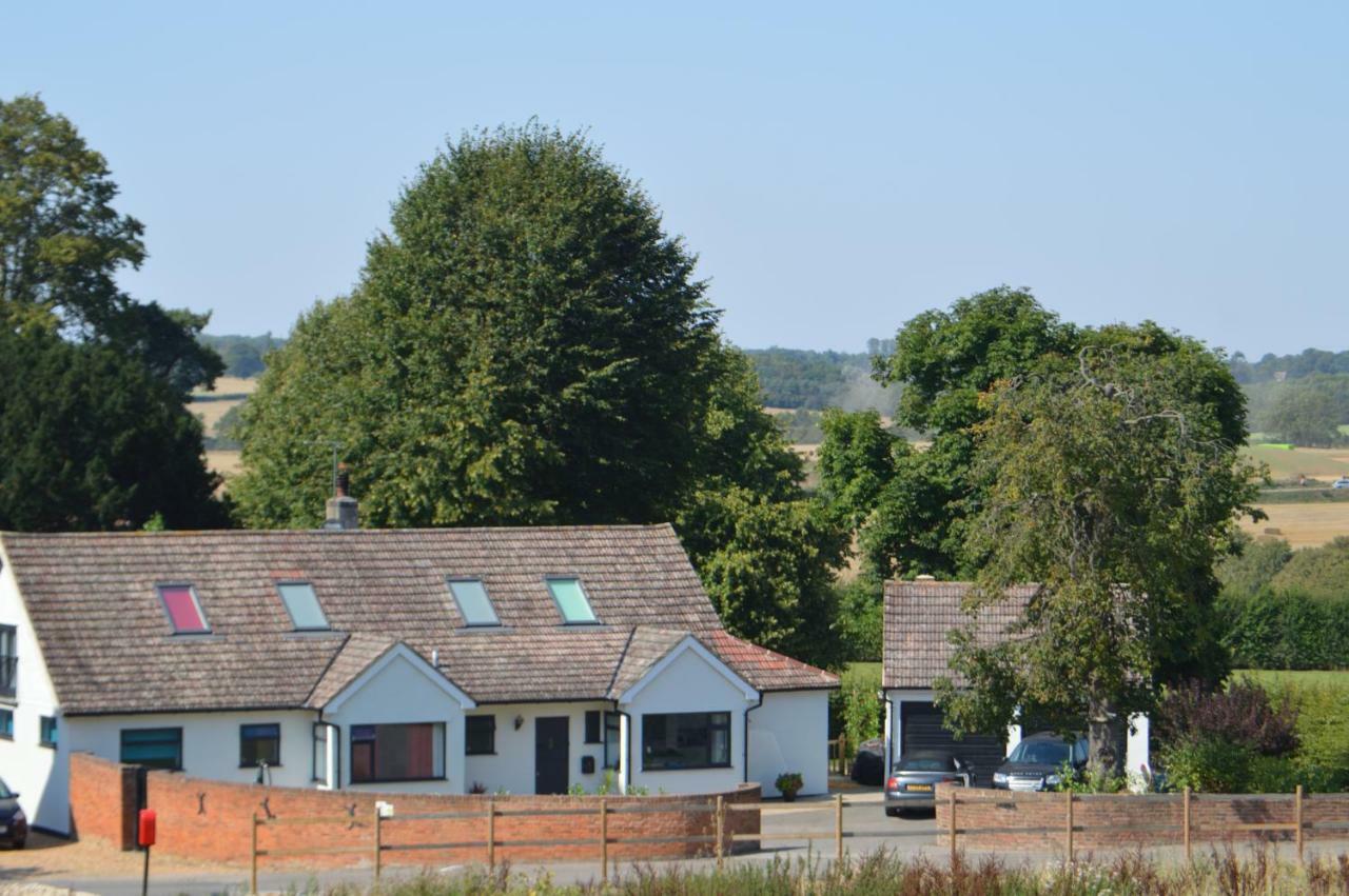 Hotel Tarras Little Hadham Exterior foto